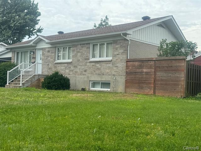 3005 Rue Édith Laval (Fabreville)